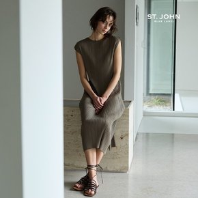 [온플]  25SS  플리츠 슬림 원피스