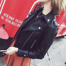  여자 데이트 룩 가을 간절기 패션 데일리 레더 자켓
