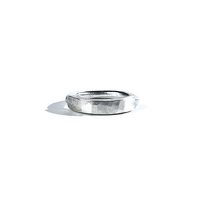 SEWN SWEN SILVER LINE HAMMER RING