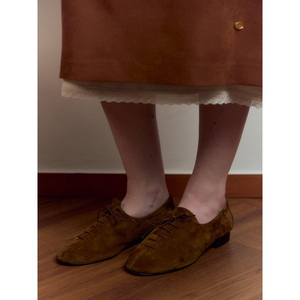 French Laced Up Suede Derbies FeuilleBrown