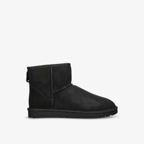 5451295 UGG Classic Mini sheepskin boots