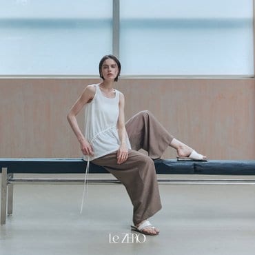 제로스트릿 르제로 플레어 언발란스 슬리브리스 / 아이보리 (LMMFTL350)