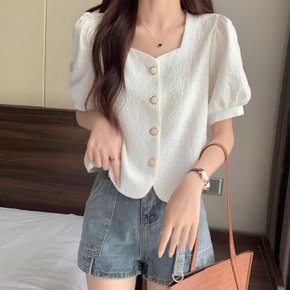 델티오 자가드 반팔 블라우스