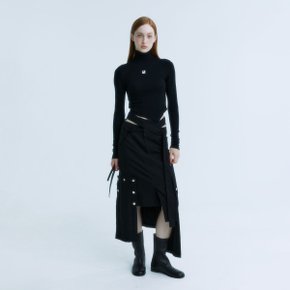 ANTONI Embroidered Unbalanced Cropped Turtleneck Top_Black