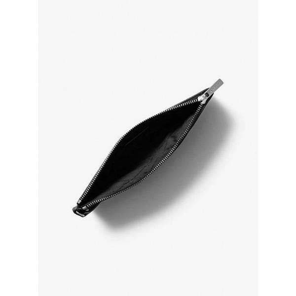 Jet Set Travel 라지 스터드패치워크 시그니처로고 파우치 35R5STVW3Y