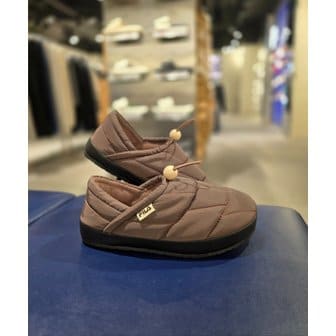 휠라 [파주점] 공용 푸퍼  매트 V2 방한화 (1XM02357G-200)