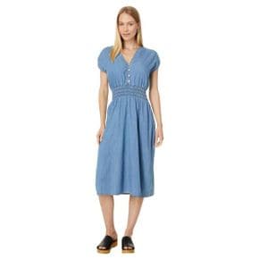 4825261 Tommy Hilfiger Sleeveless Smocked Chambray Dress