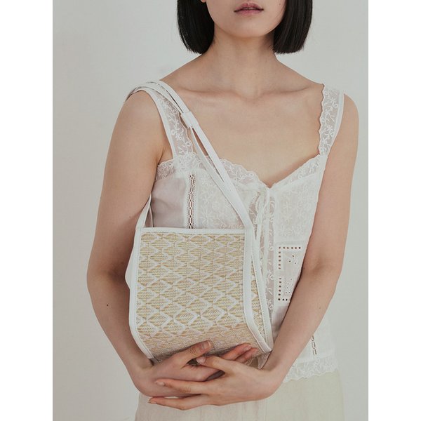 26 Rattan Shoulder Tote White