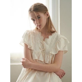 루나루즈 스튜디오 여성 크리미 샌드워싱 브이넥 반소매 원피스 잠옷