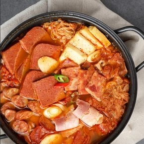 다섯가지 햄과 소세지 듬뿍 부대찌개 1kg X 3팩 (라면사리 3개 증정)