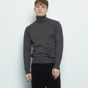 M613 cash polar knit charcoal