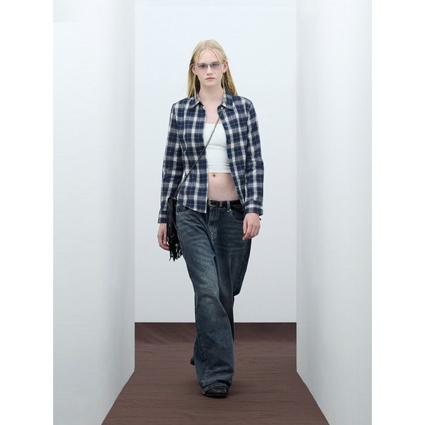 85-VIVA081 포인트 라인 슬림핏 긴팔 체크 셔츠 네이비