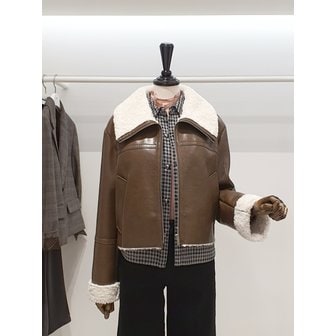 ZOOC [파주점] 쥬크 주크 덤블 페이크 무스탕 자켓 V254PSF961