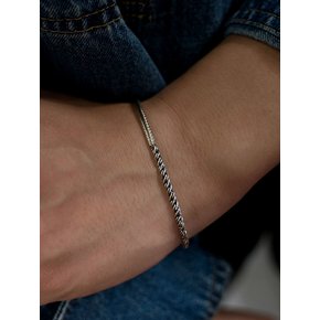 HR 110B_Half & Half Chain Bracelet