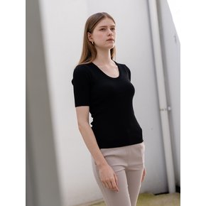 Slim U neck knit