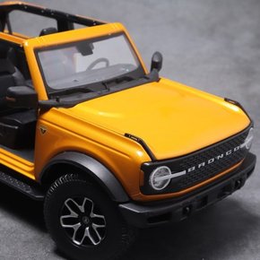 1:18 포드 모형자동차 2021 FORD Bronco Badlands