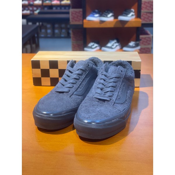 [여주점] (남여공용) 스니커즈 MTE 스웨이드 셰르파 올드스쿨 (차골) (VN000CY21O7)