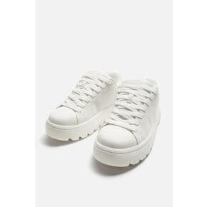 청키솔 스니커즈 2208/520 WHITE