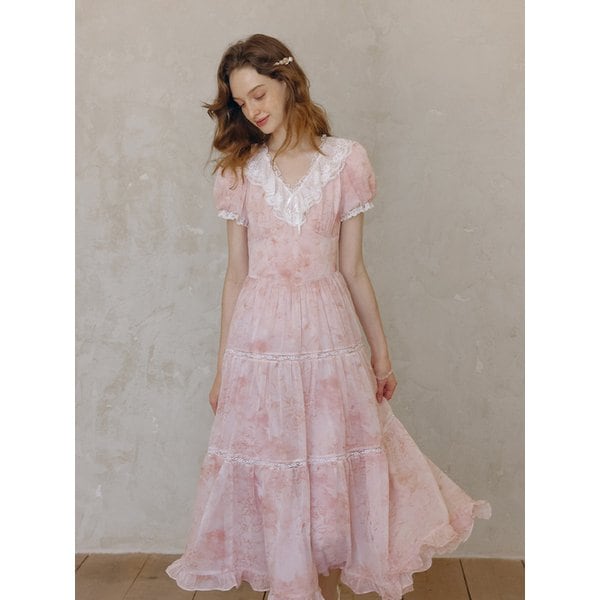 LB_Floral lace v-neck puff sleeve dress