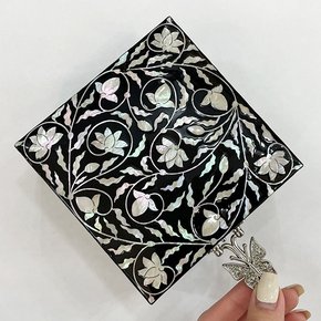 [선물포장] 블랙 연꽃덩쿨 백자개 나전칠기 예단 보석함 답례품