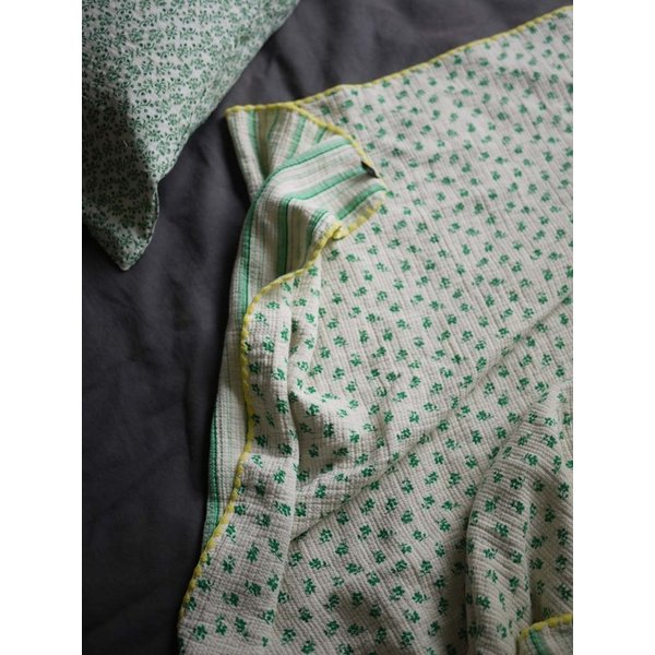 triple cotton blanket (green flower + green stripe)