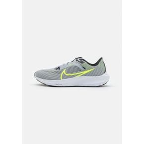 4027643 Nike AIR ZOOM PEGASUS 40 - Neutral running shoes wolf grey/volt/black/white