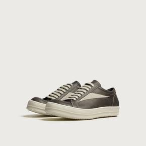 Vintage Sneaks