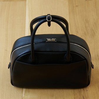 킨더살몬 FW24 Sofie Tote Bag Black (M)