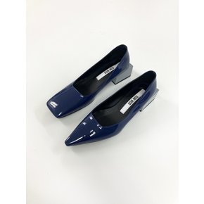 Tri-quare mid heel in Navy/Gray