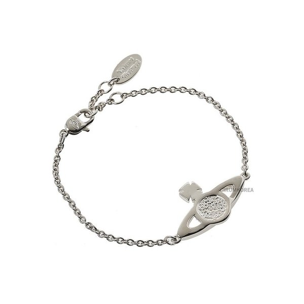 [비비안 웨스트우드] SS25 여성 미니 바스 레이프 팔찌 61020051 P551