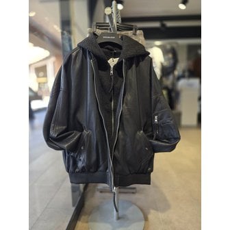 더블제이디 [시흥점] 니트후드레이어드 레더라이크 오버핏 재킷/JGZZ61804BK