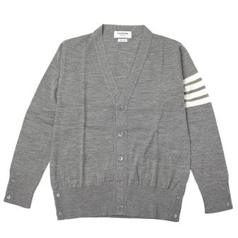 톰브라운 남성 서스테이너블 파인 메리노 울 가디건 MKC002A-Y1014 058 (PALE GREY)