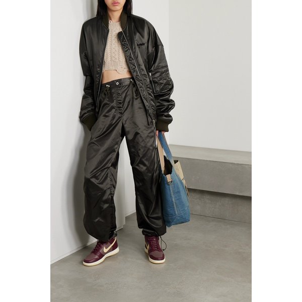 하프보이 글로시 쉘 와이드 팬츠 1647597316929108