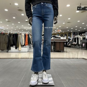 Calvin Klein 여성 하이라이즈 플레어핏 기모 데님 팬츠 J222283