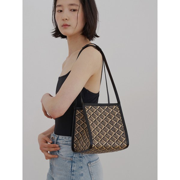 26 Rattan Shoulder Tote Black