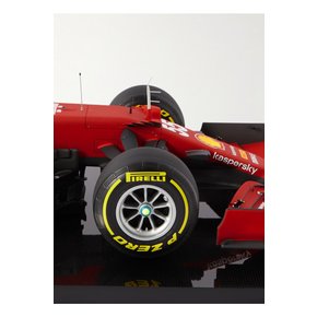 Ferrari SF21 Carlos Sainz (2021) 1:8 Model Car