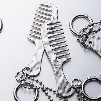 모멘센트 헤어콤 키링