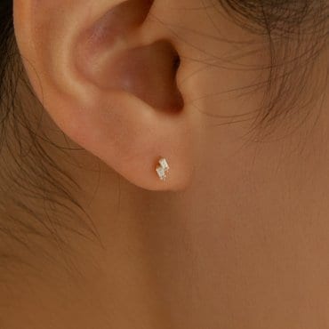 룬느 14k 더블 바게트 미니 스톤 피어싱 (14k골드) LFPI09
