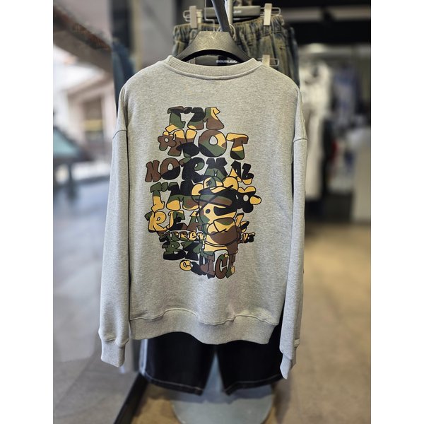 [시흥점] 밀리터리 베어 그래피티 세미오버핏 맨투맨(남여공용)/JGZZ22802GY