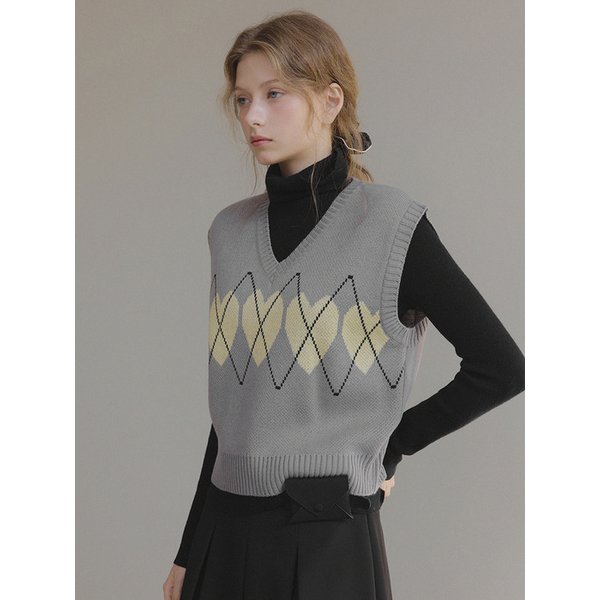 리키 하트 브이넥 니트 베스트