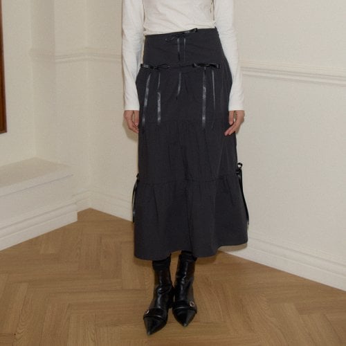 [살롱드욘] Romantic Ribbon Long Skirt Black