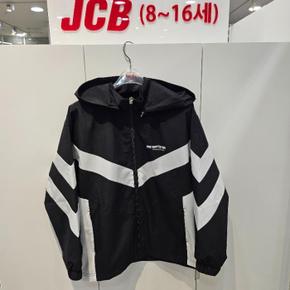 JCB HC29 사선절개 배색 화섬점퍼  JBF0S103BSB (S19369809)