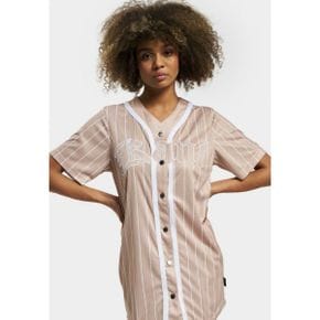 4432410 Karl Kani SIGNATURE OLD ENGLISH BASEB - Shirt dress taupe white