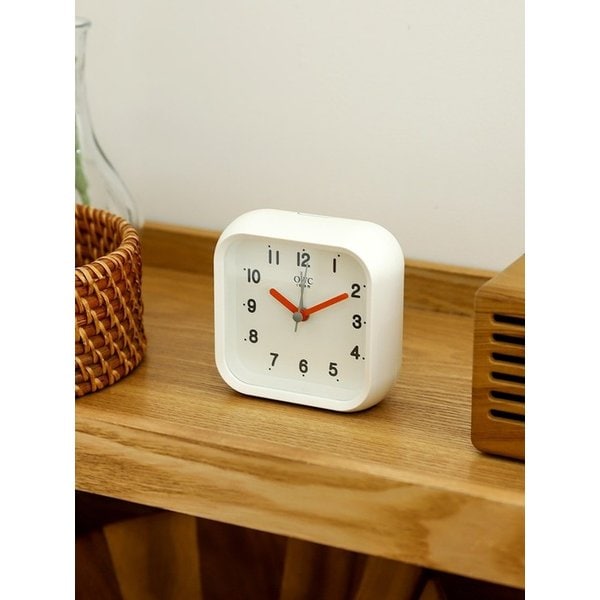 시계 이지라이프 조명 알람 무소음 탁상시계, 화이트 OT1636W