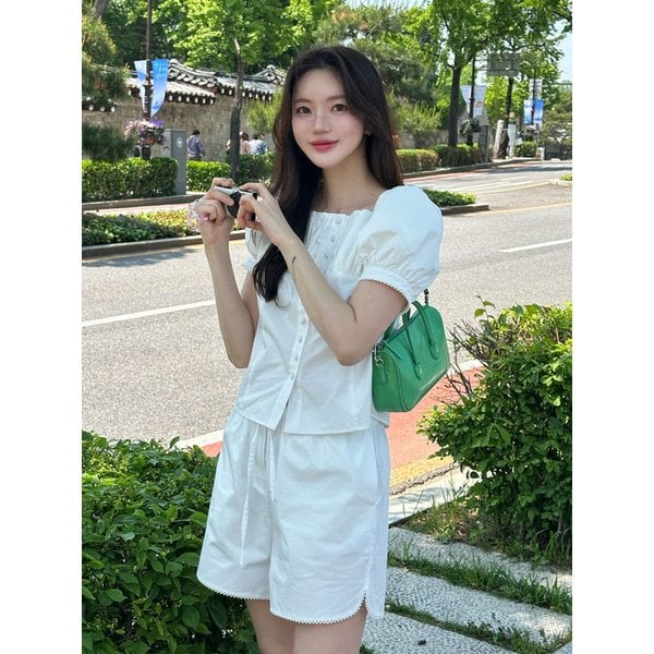 [리퍼브] 셔링 퍼프 블라우스_white