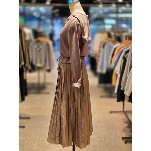 [파주점] 랩 배색 주름 니트원피스 AR1WO220