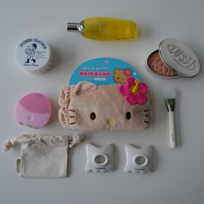 산리오 헬로 키티 세면 헤어밴드 Sanrio Hello Kitty Face Hairband (태닝 키티)