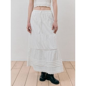 에트몽 Pintuck Lace Tiered Skirt, White