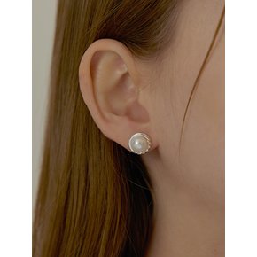 [연말 스페셜 6mm+10mm 진주귀걸이 증정] Twist pearl earring