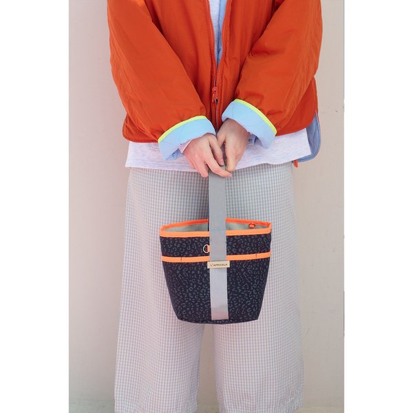 블루 리버서블 스몰 캔버스 레오파드 토트백